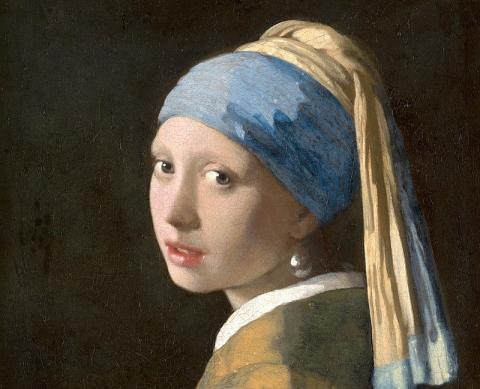 Cropped image of the "Girl with a Pearl Earring" painting